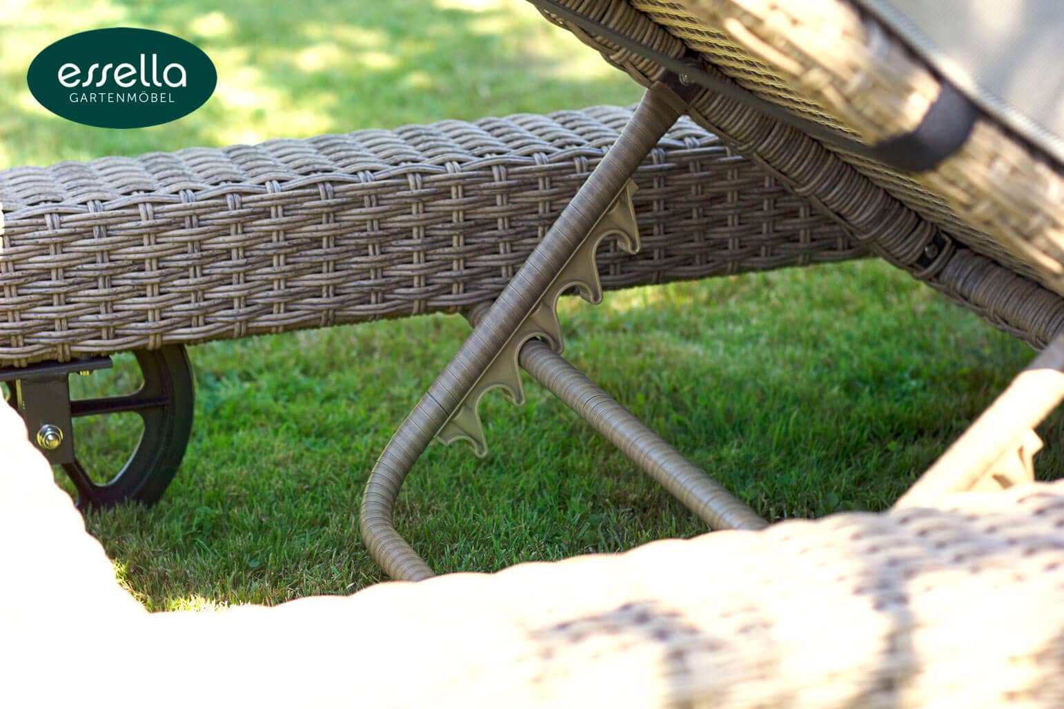 Polyrattan Sonnenliege Long Island Rundgeflecht Essella-Markenshop