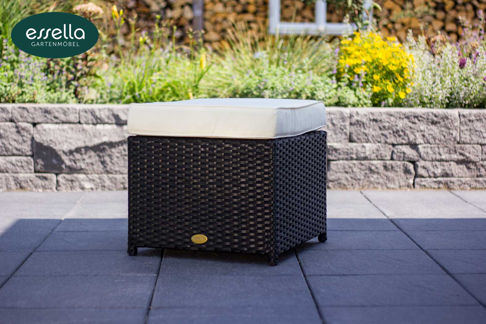 Polyrattan Sitzgruppe Vienna 8-Personen Flachgeflecht mit Glasplatte Essella-Markenshop