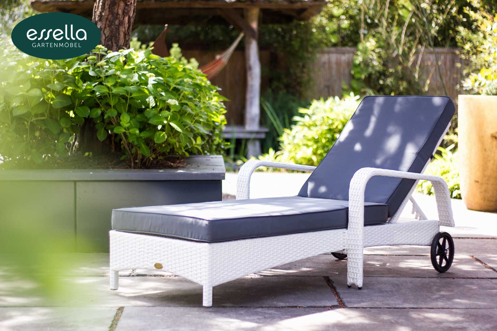 Polyrattan Sonnenliege Barbados Flachgeflecht Essella-Markenshop